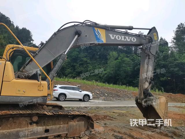 大臂整體?右側（工作和回轉裝置）