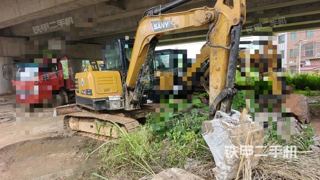 右前45(整机外观) 右前45(整机外观)