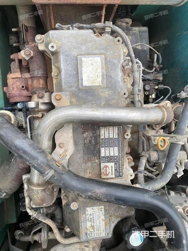 发动机整体俯视(整机外观) 发动机整体俯视(整机外观)