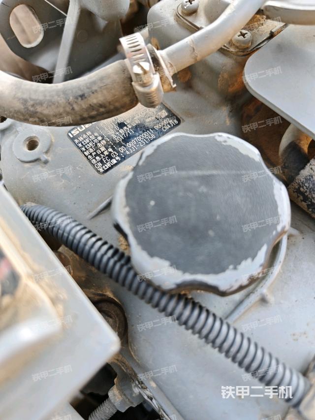 水箱+风扇特写(上车部件) 水箱+风扇特写(上车部件)