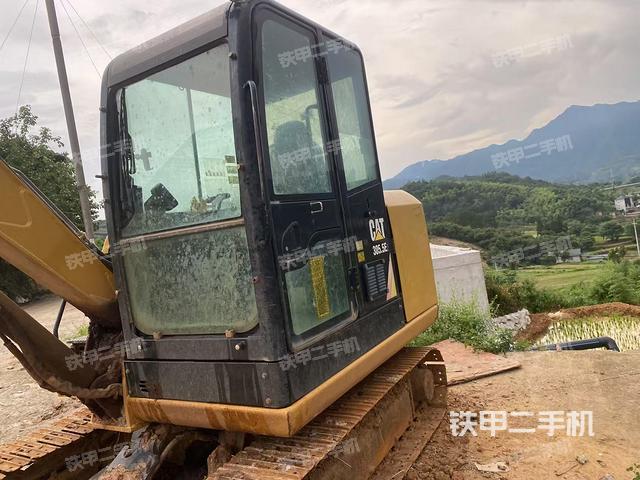 卡特彼勒CAT?305.5E2 小型液壓挖掘機(jī)