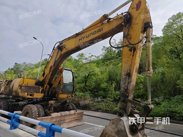 右前45(整机外观) 右前45(整机外观)