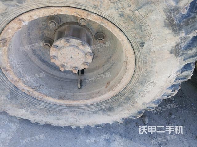 左驱动轮（行走机构）