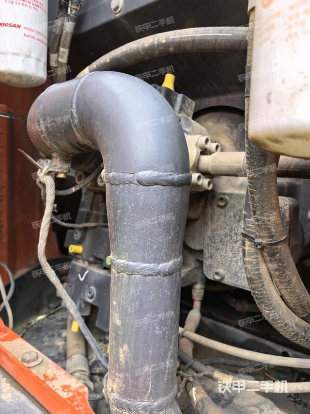 液壓泵斜45?左(大件艙室) 液壓泵斜45?左(大件艙室)