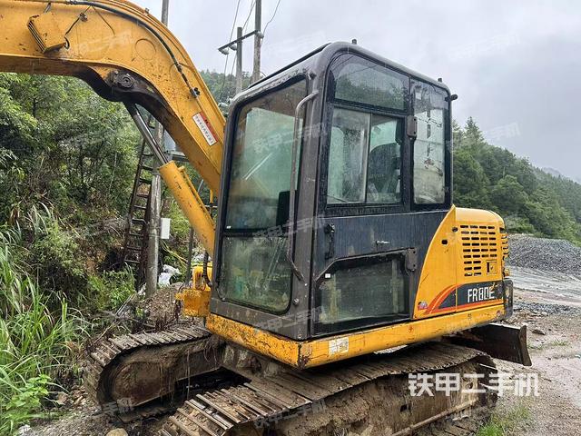 雷沃重工FR80E挖掘機