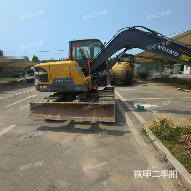 整机右后45°(整机外观) 整机右后45°(整机外观)