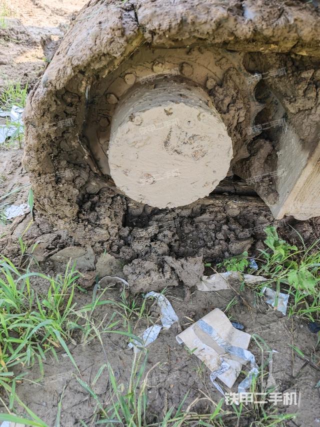 左侧行走马达盖板(行走机构) 左侧行走马达盖板(行走机构)