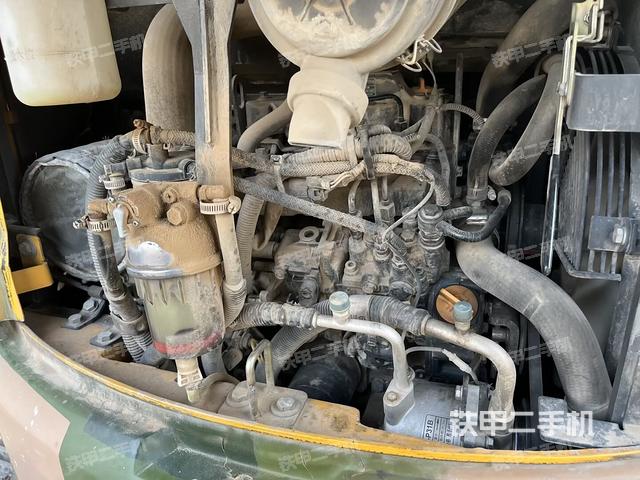 发动机整体俯视(整机外观) 发动机整体俯视(整机外观)