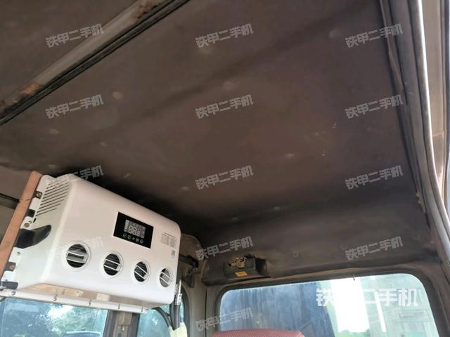 座椅后部（驾驶室部分）