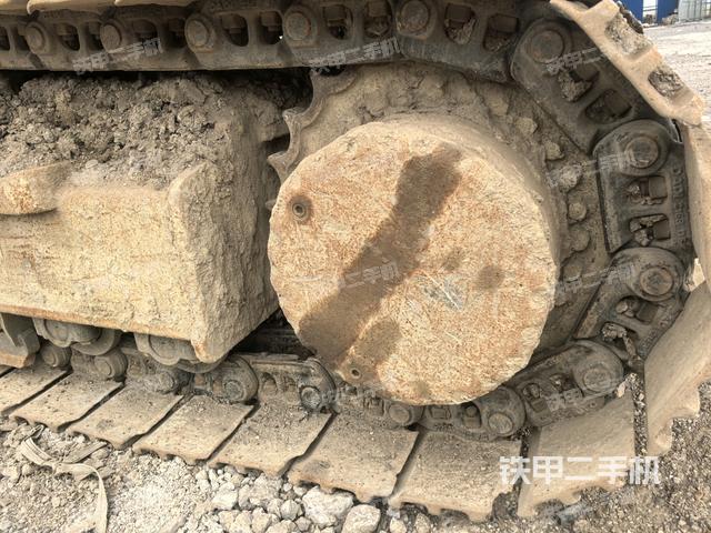 左驱动轮(行走机构) 左驱动轮(行走机构)