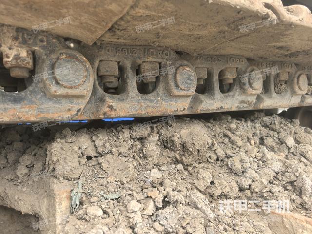 左侧行走马达盖板(行走机构) 左侧行走马达盖板(行走机构)