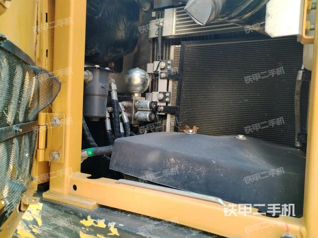 散熱器室(大件艙室) 散熱器室(大件艙室)