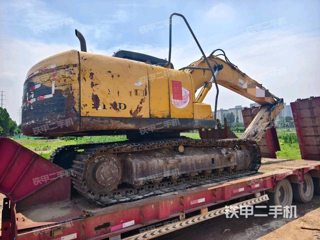 右后45(整机外观) 右后45(整机外观)