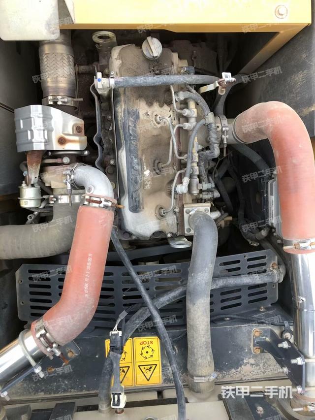 发动机整体俯视(整机外观) 发动机整体俯视(整机外观)