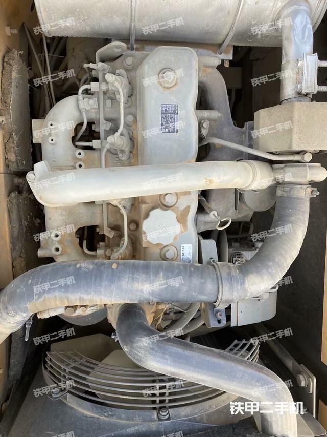 发动机整体俯视(整机外观) 发动机整体俯视(整机外观)