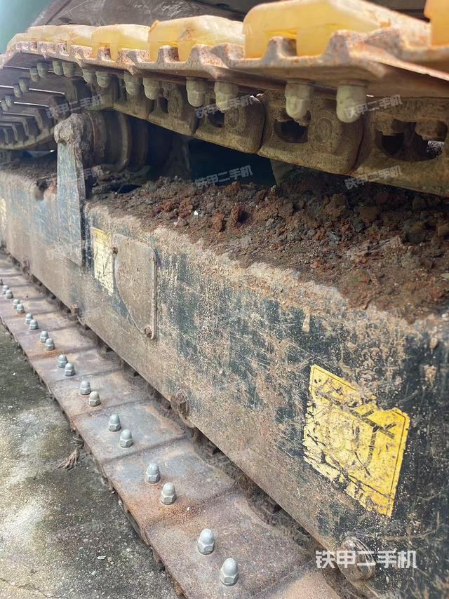 单侧履带整体（整机外观）