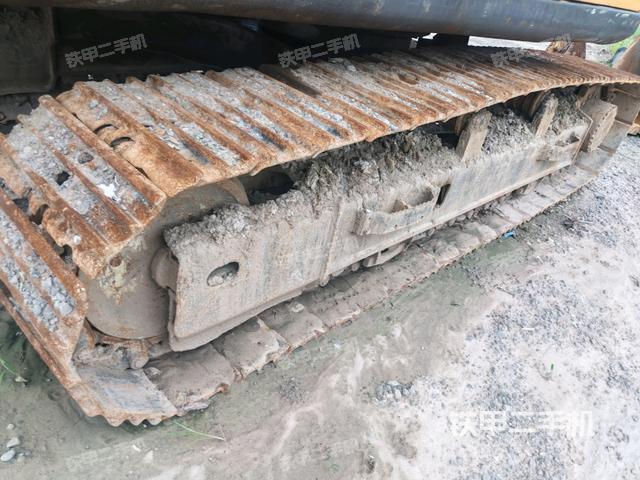 左側(cè)履帶整體?（行走機構(gòu)）