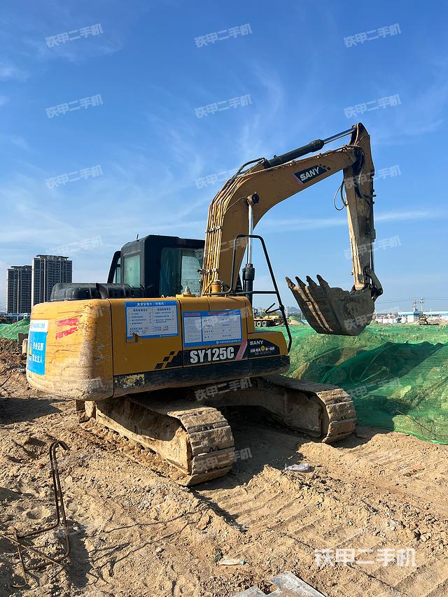 整机右后45°(整机外观) 整机右后45°(整机外观)