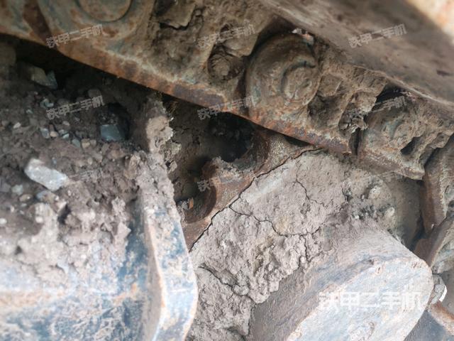 右侧行走马达盖板(行走机构) 右侧行走马达盖板(行走机构)