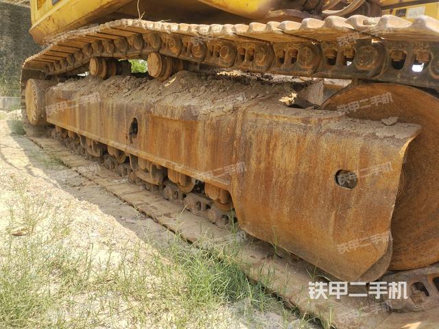 左侧履带整体 (行走机构) 左侧履带整体 (行走机构)