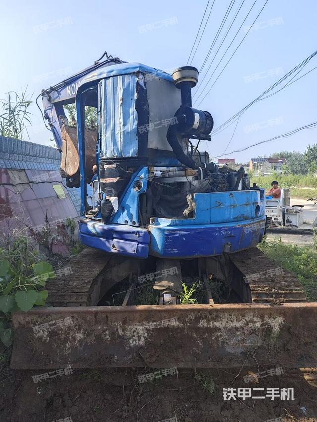 右前45(整機(jī)外觀) 右前45(整機(jī)外觀)