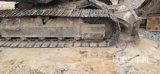 单侧履带整体（整机外观）