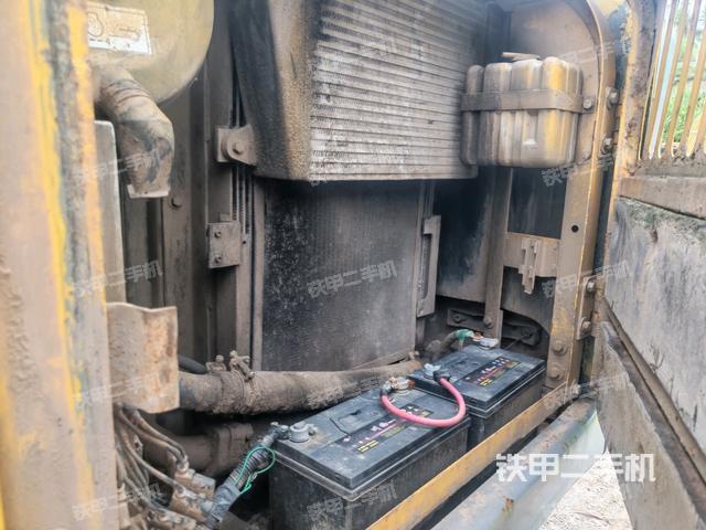 散热器正面(大件舱室) 散热器正面(大件舱室)