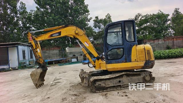 雷沃重工FR60挖掘機(jī)