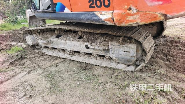 左侧履带整体 （行走机构）