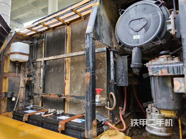 液压泵斜45 右（大件舱室）