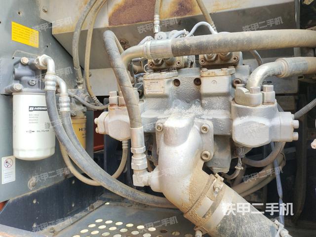 液压泵斜45 左(大件舱室) 液压泵斜45 左(大件舱室)