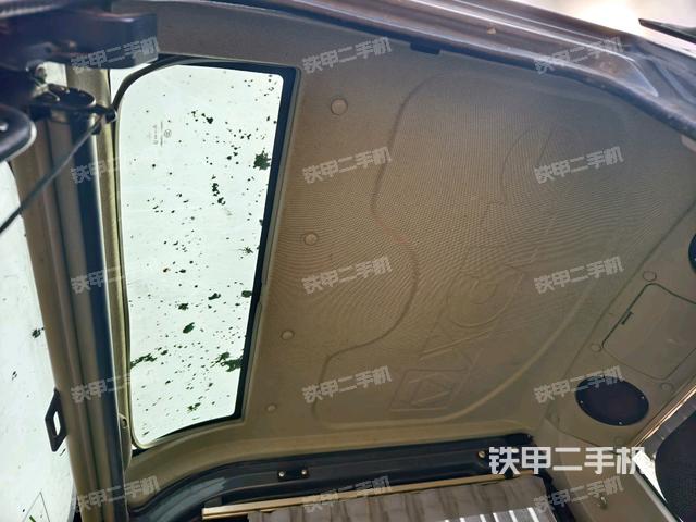 頂棚整體（駕駛室部分）