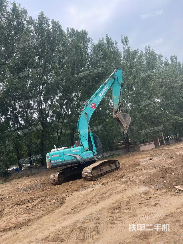 整机右后45°(整机外观) 整机右后45°(整机外观)