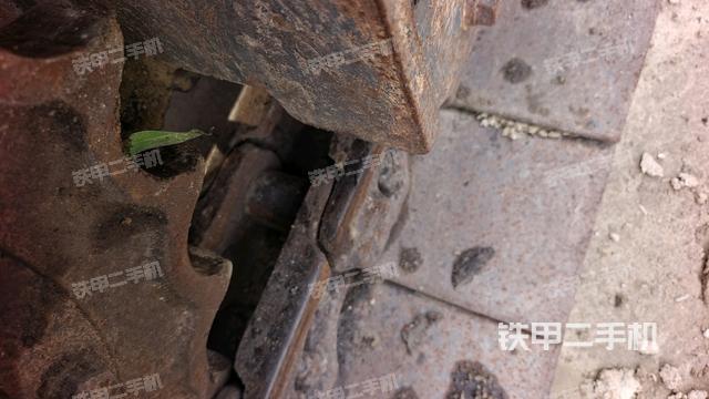 右驱动轮(行走机构) 右驱动轮(行走机构)