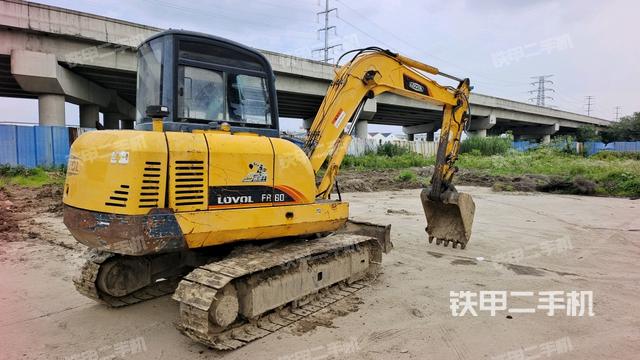 右后45(整机外观) 右后45(整机外观)