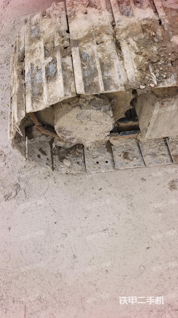 右侧行走马达盖板(行走机构) 右侧行走马达盖板(行走机构)