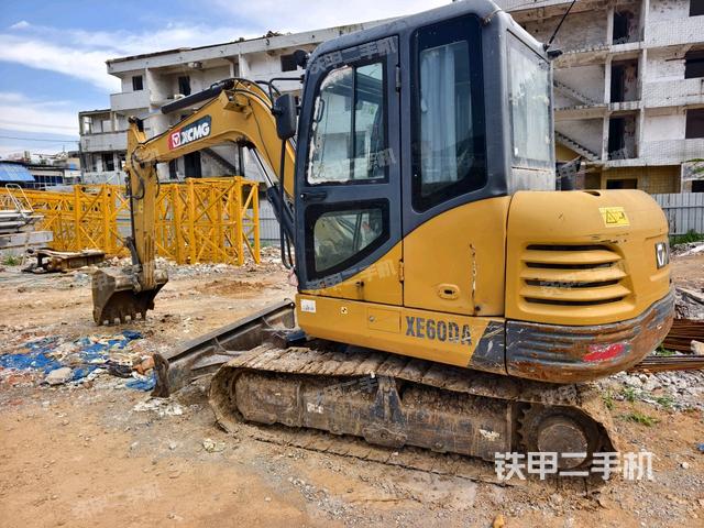 左后45（整機外觀）