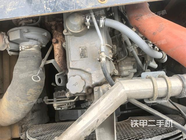 发动机室(上车部件) 发动机室(上车部件)