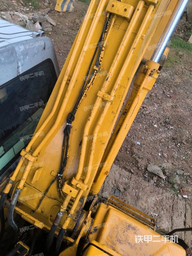 大臂整体 右侧（工作和回转装置）