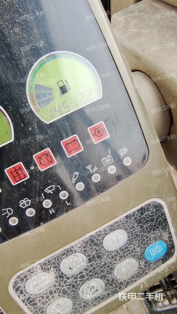 小时表(驾驶室部分) 小时表(驾驶室部分)