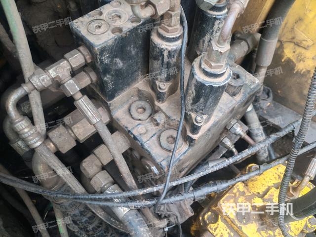 分配阀(上车部件) 分配阀(上车部件)