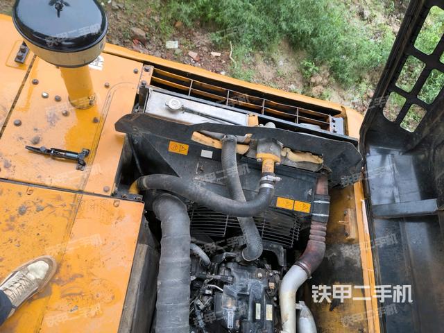 气门室盖螺丝特写（上车部件）