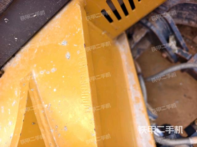 大臂整體?右側(cè)（工作和回轉(zhuǎn)裝置）