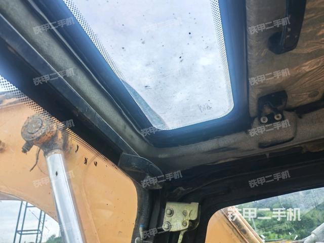 座椅后部（駕駛室部分）