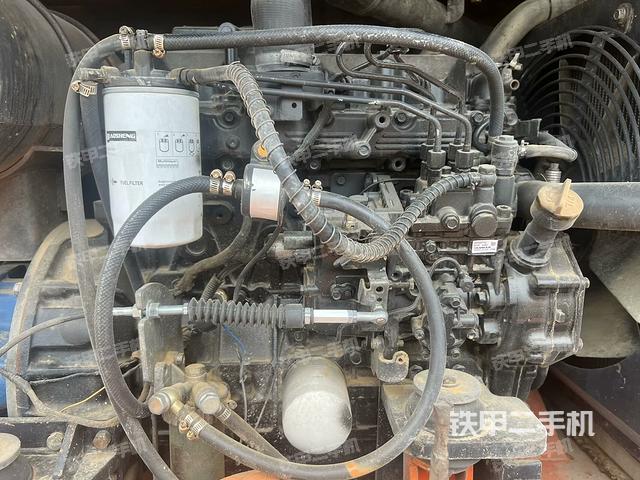 发动机整体俯视(整机外观) 发动机整体俯视(整机外观)