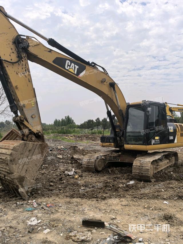 卡特彼勒320D2液壓挖掘機(jī)