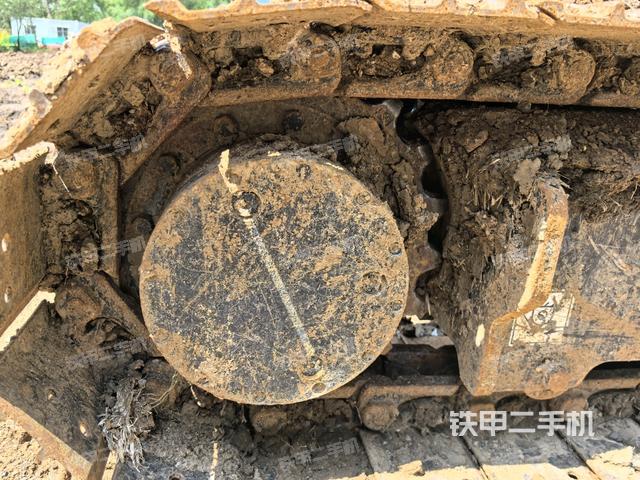 右驱动轮(行走机构) 右驱动轮(行走机构)