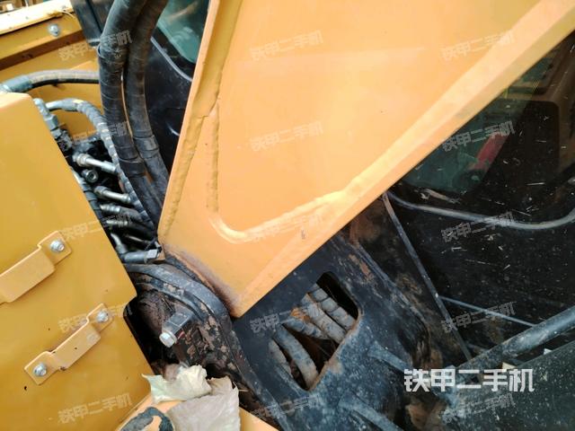 大臂根部?斜(工作和回轉(zhuǎn)裝置) 大臂根部?斜(工作和回轉(zhuǎn)裝置)