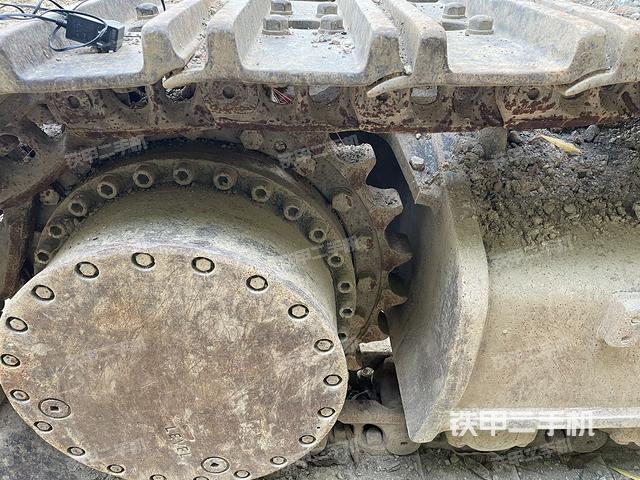 單側(cè)履帶整體（整機(jī)外觀）