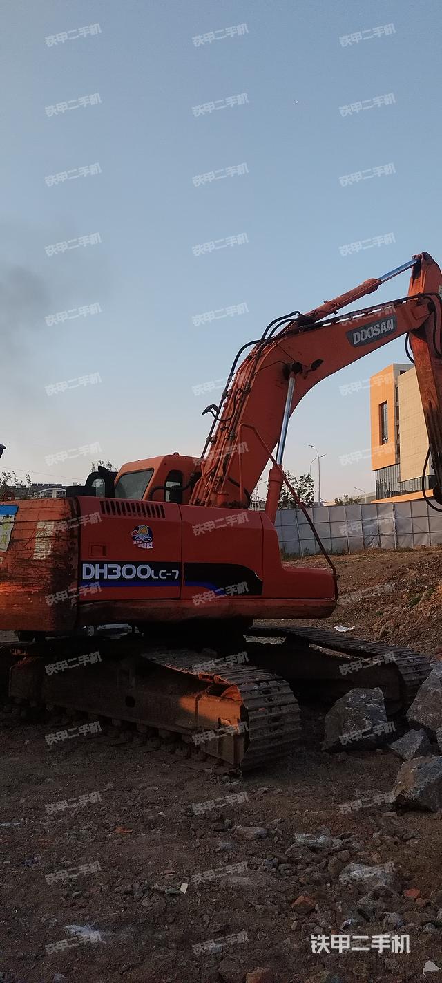 整机右后45°（整机外观）